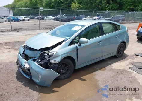 2015 Toyota Prius Two z USA, uszkodzony, nr VIN JTDKN3DU9F1960588